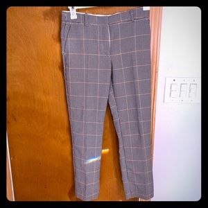 H&M Slacks Work Pants US Size 6 Plaid Black White Tan Straight Leg Standard